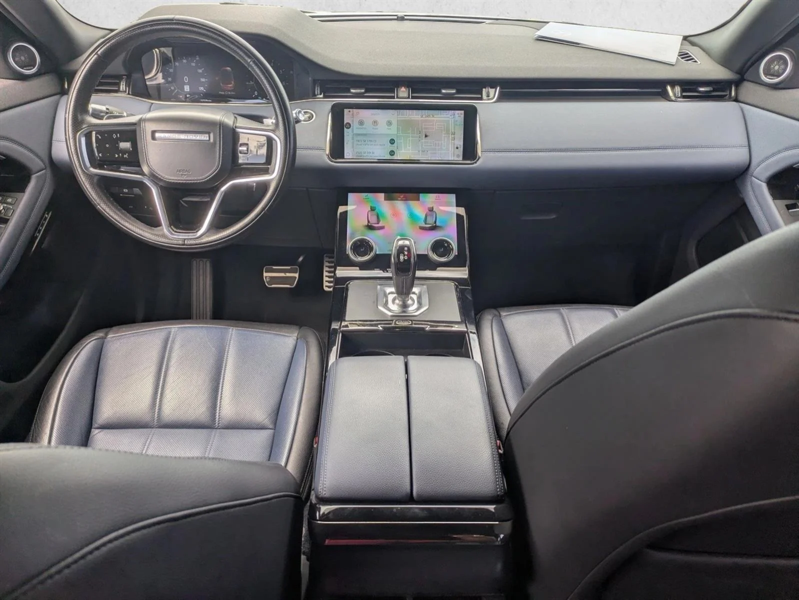 Used 2021 Yulong White Metallic Land Rover R-Dynamic S image 16