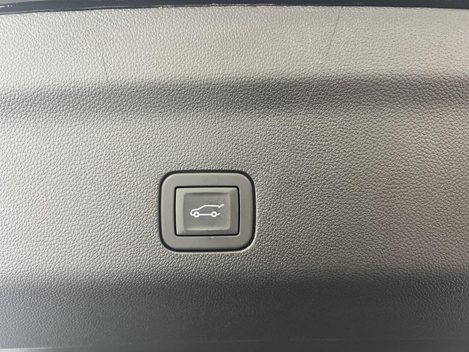 Used 2025 Black Chevrolet RST image 25