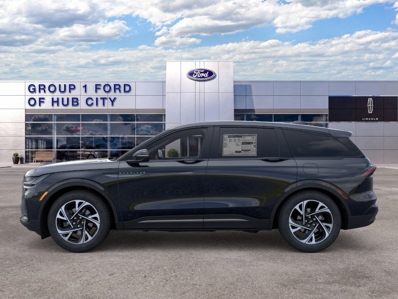 New 2026 Infinite Black Metallic Clearcoat Lincoln Premiere image 16