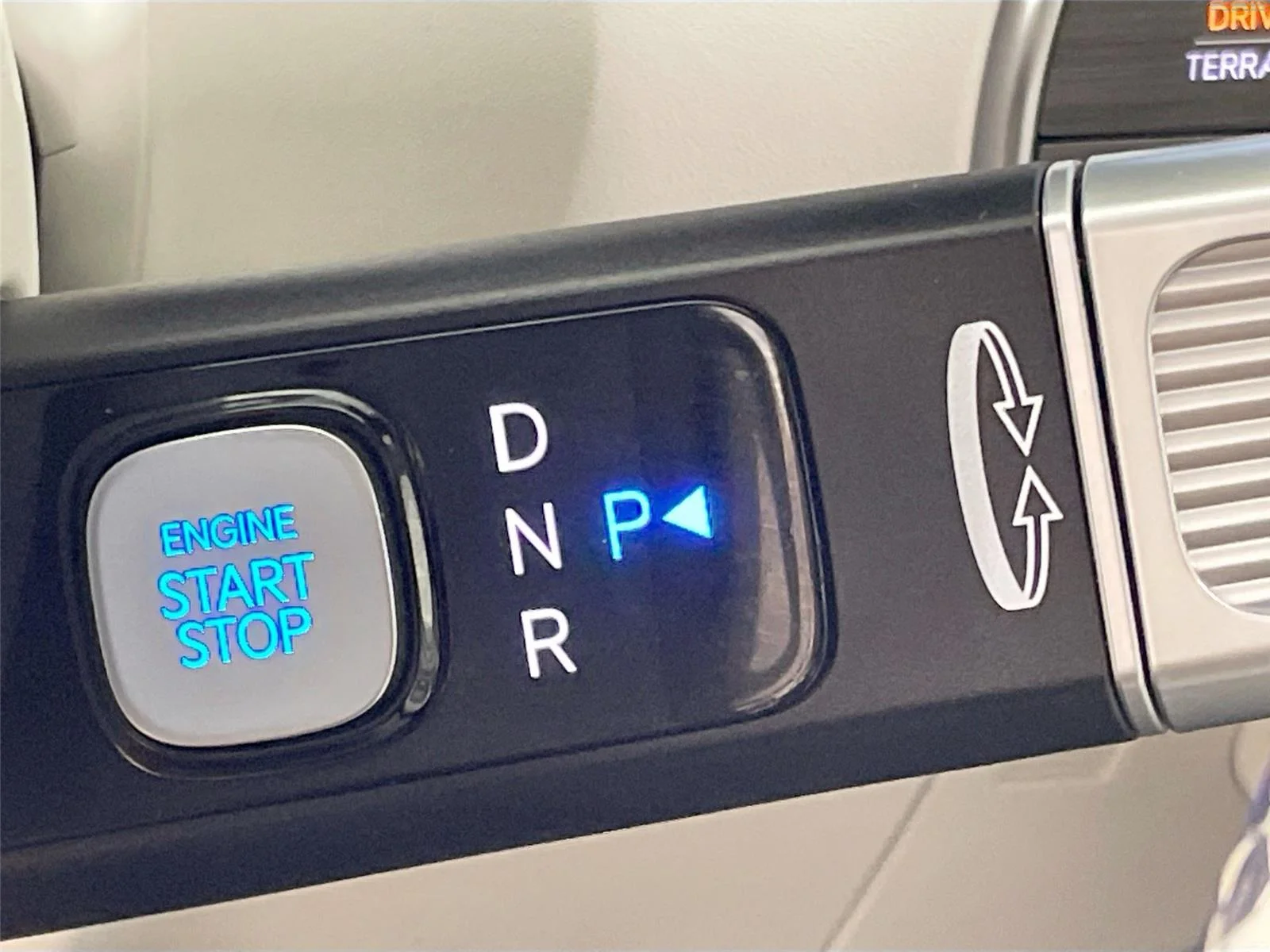 Used 2026 Abyss Black Pearl Hyundai Calligraphy image 15