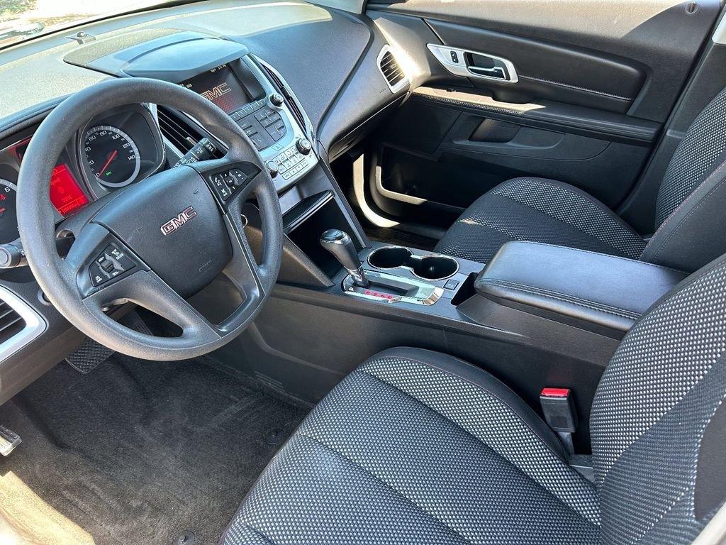 Used 2017 Red GMC SLE-1 image 18