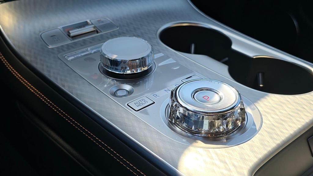 New 2026 Silver Genesis 2.5T Sport Prestige image 36