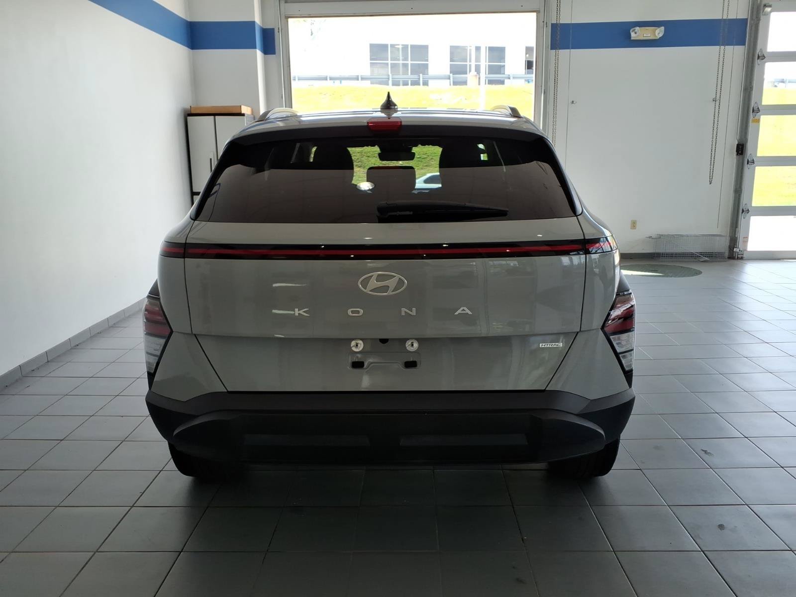 2024 Hyundai Kona SEL - Photo 6
