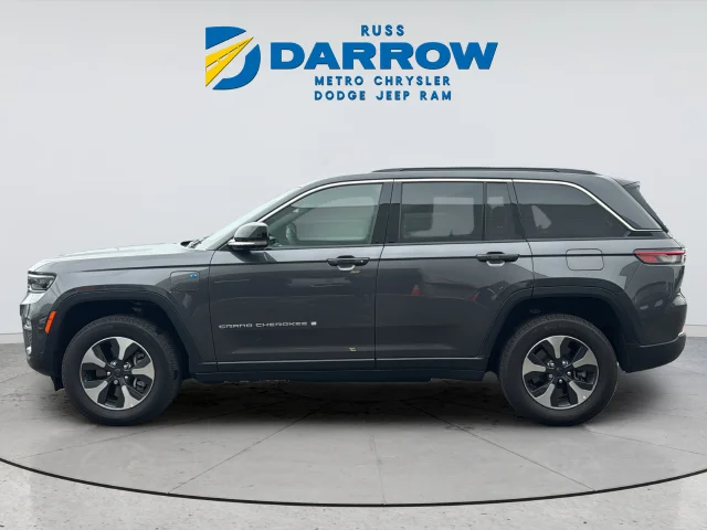 Used 2025 Gray Jeep 4xe image 2