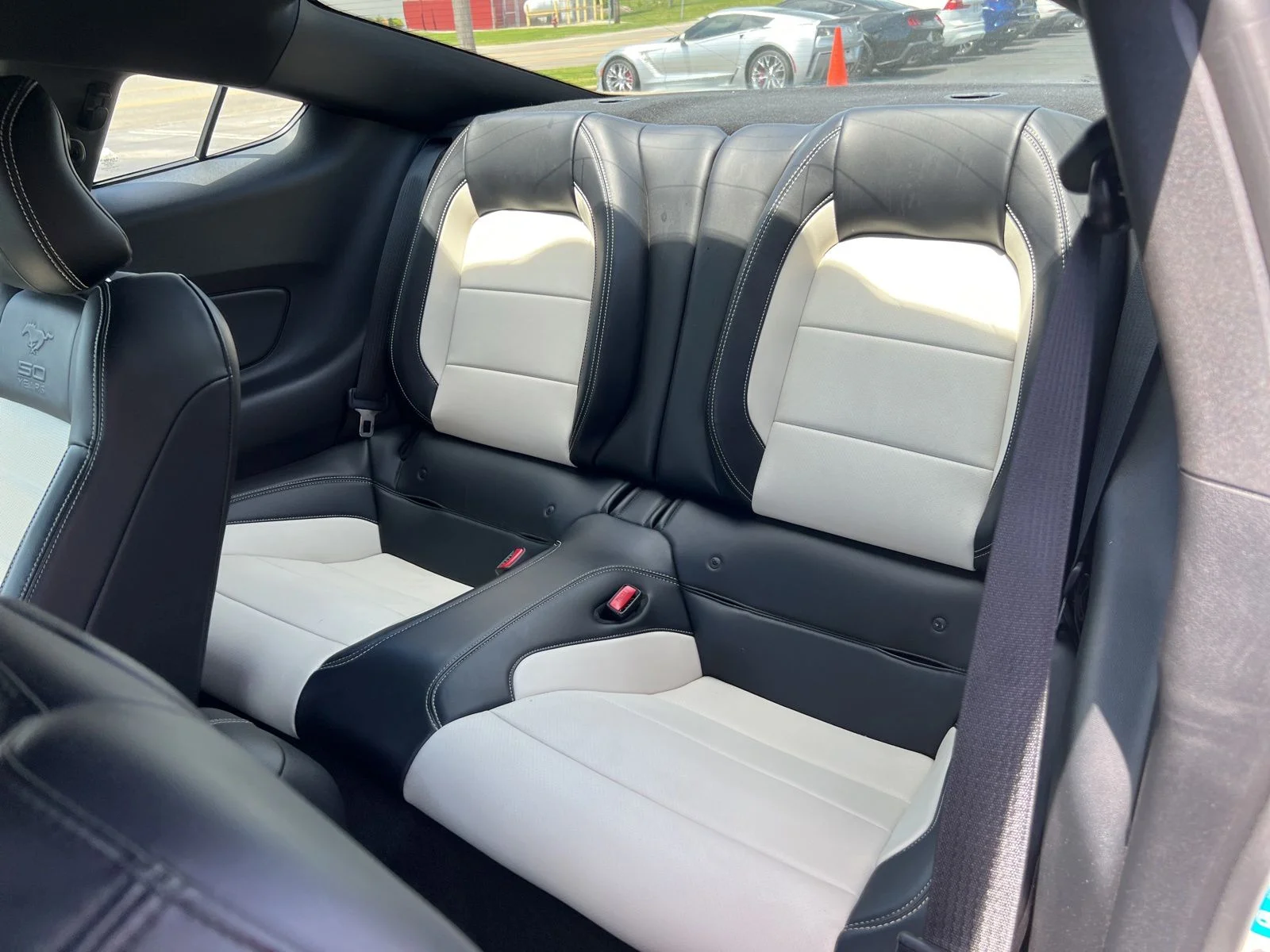 Used 2015 Wimbledon White Ford GT 50 Years Limited Edition image 27