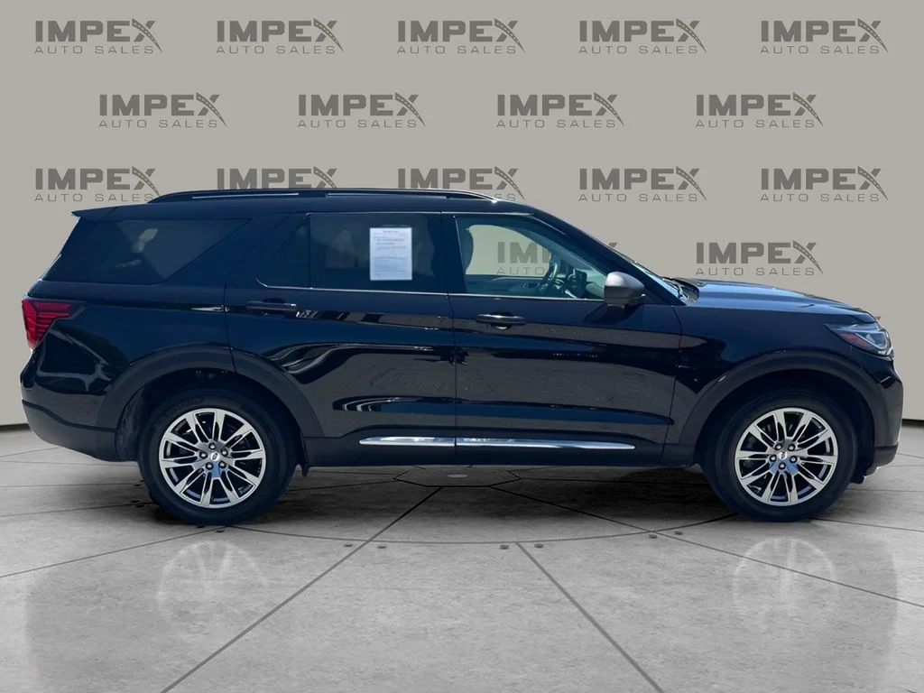 Used 2025 Black Ford Active image 6