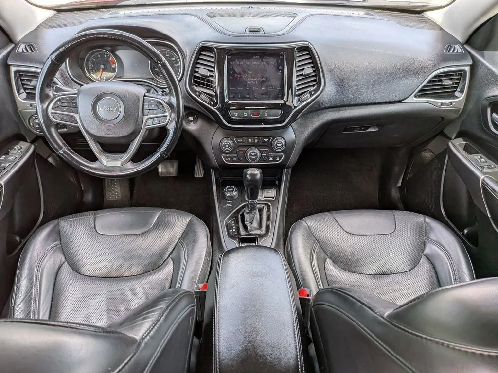 Used 2019 Red Jeep Limited image 25