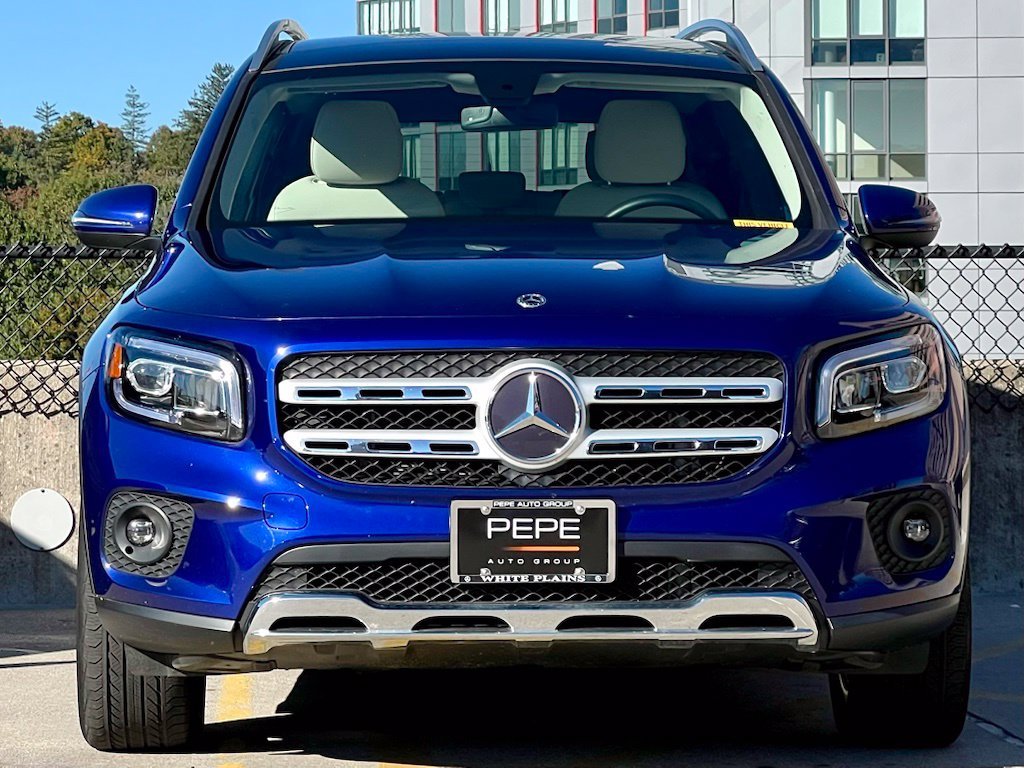 Used 2023 Blue Mercedes-Benz GLB 250 image 2
