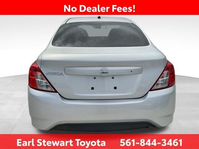 Used 2018 Silver Nissan 1.6 S image 5