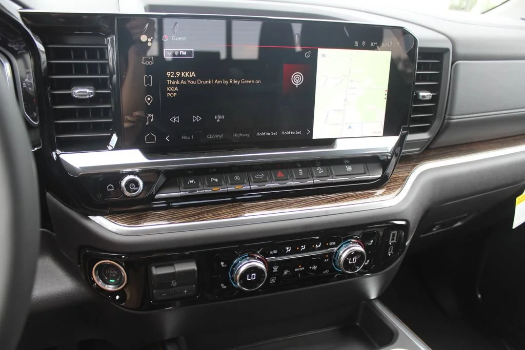 New 2026 Onyx Black GMC Elevation image 16
