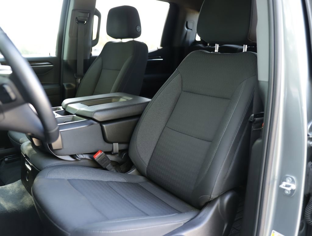 Used 2024 Sterling Metallic GMC SLE image 23