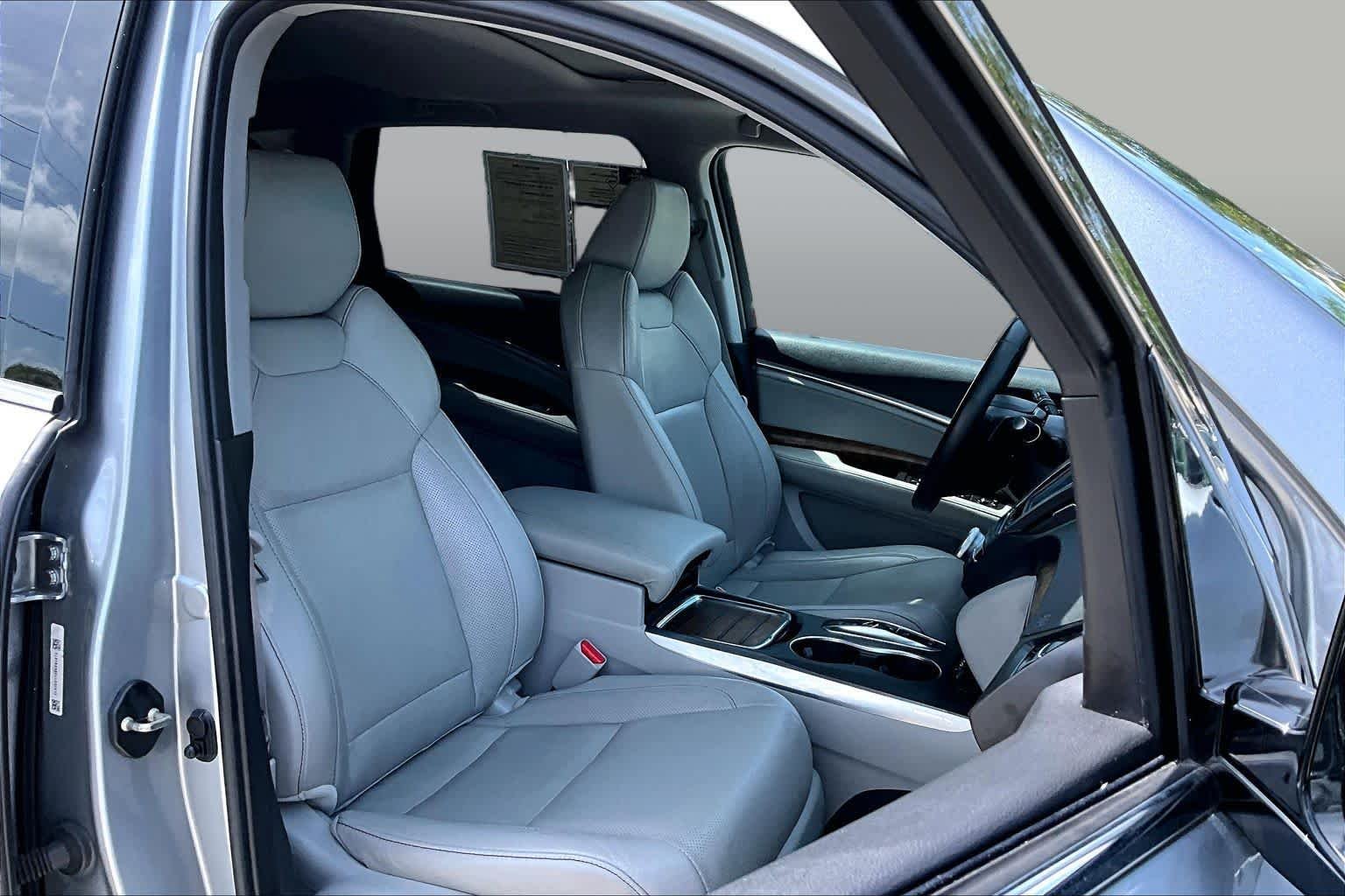 Used 2020 Lunar Silver Metallic Acura w/Technology Pkg image 9