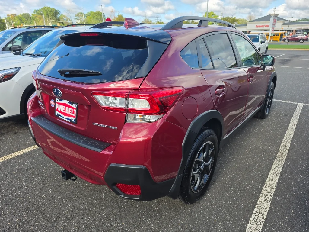 Used 2018 Venetian Red Pearl Subaru 2.0i Premium image 3