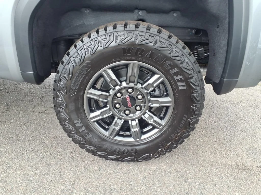 New 2026 Sterling Metallic GMC AT4X image 26