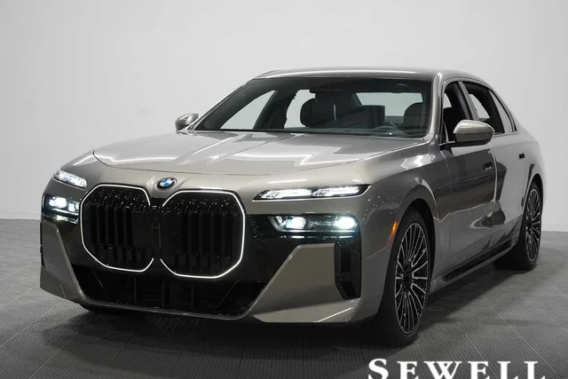 New 2026 BMW 7 Series 760i xDrive