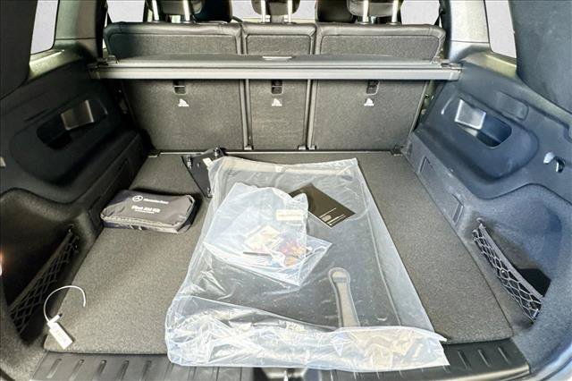 New 2026 Polar White Mercedes-Benz GLB 250 image 54