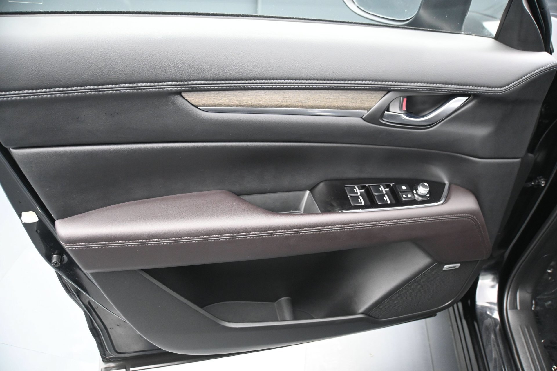 Used 2023 Jet Black Mica Mazda 2.5 Turbo Signature image 19