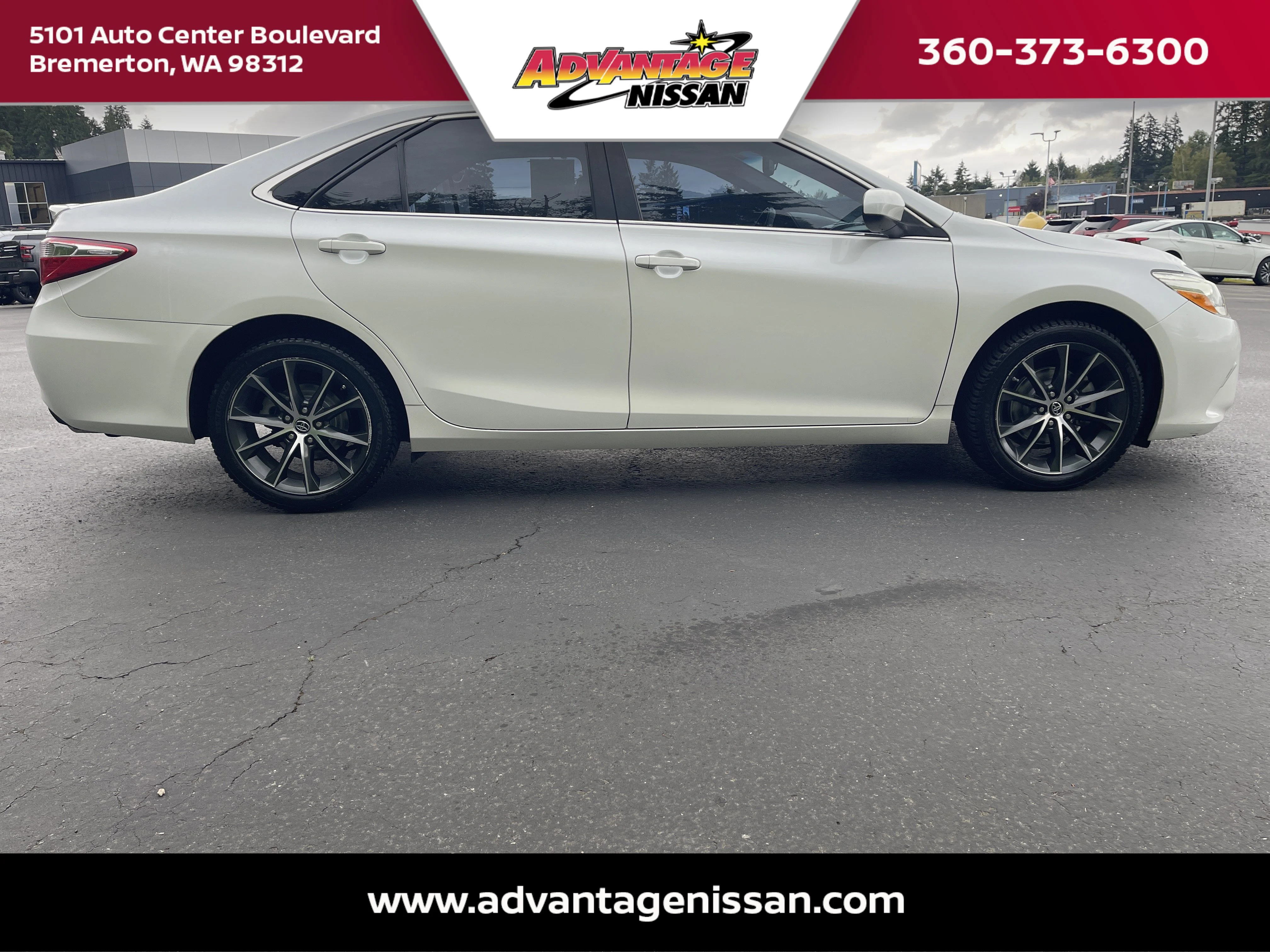 Used 2015 Blizzard Pearl Toyota XSE image 6