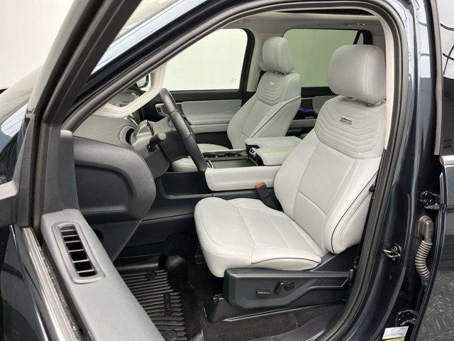 Used 2025 Stone Blue Ford Platinum image 13