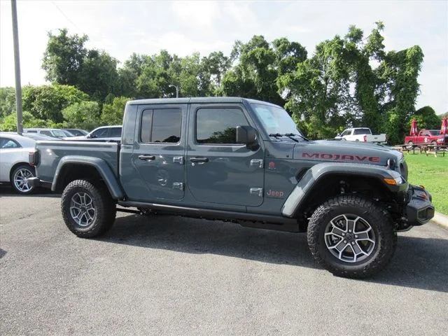 New 2026 Anvil Clear-Coat Exterior Paint Jeep Mojave image 2