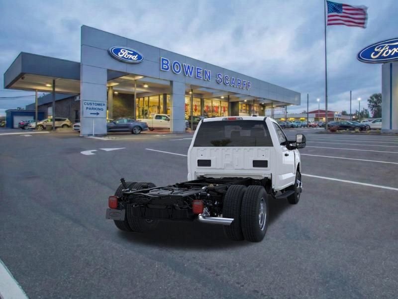 New 2026 White Ford XLT image 8