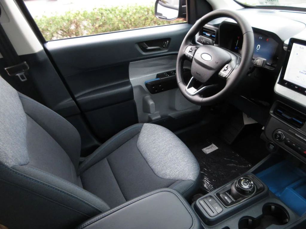 New 2026 Carbonized Gray Metallic Ford XLT image 22