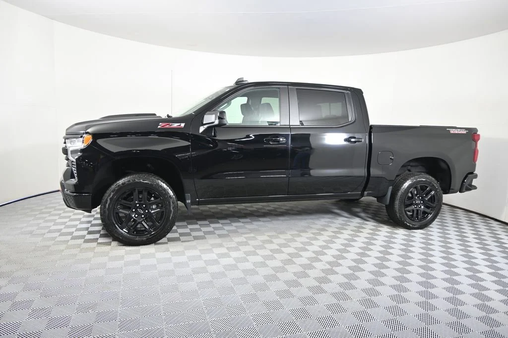 Used 2025 Chevrolet Silverado 1500 LT Trail Boss with VIN 3GCUKFED1SG156086 for sale in Forest Lake, Minnesota