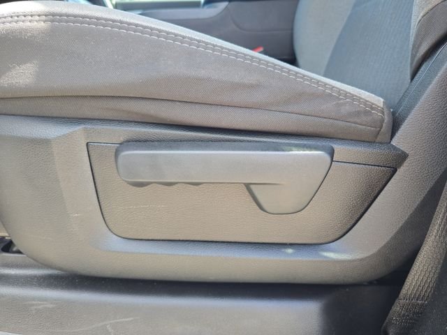 Used 2024 White Ram SLT image 17