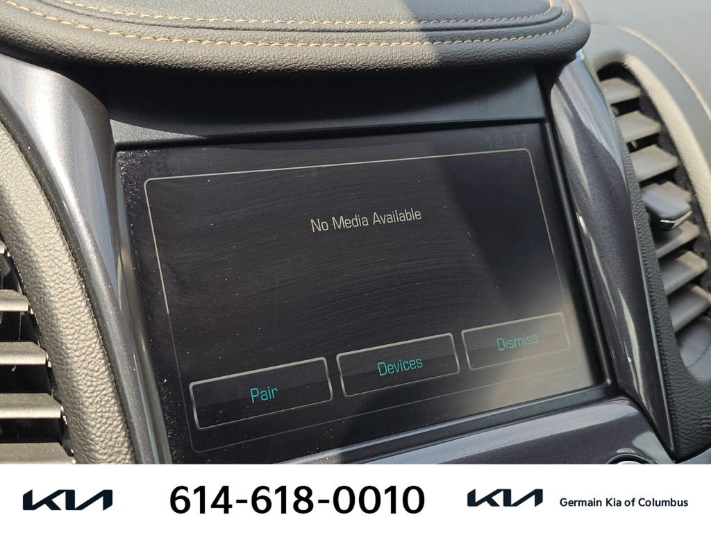 Used 2015 White Chevrolet LT image 27