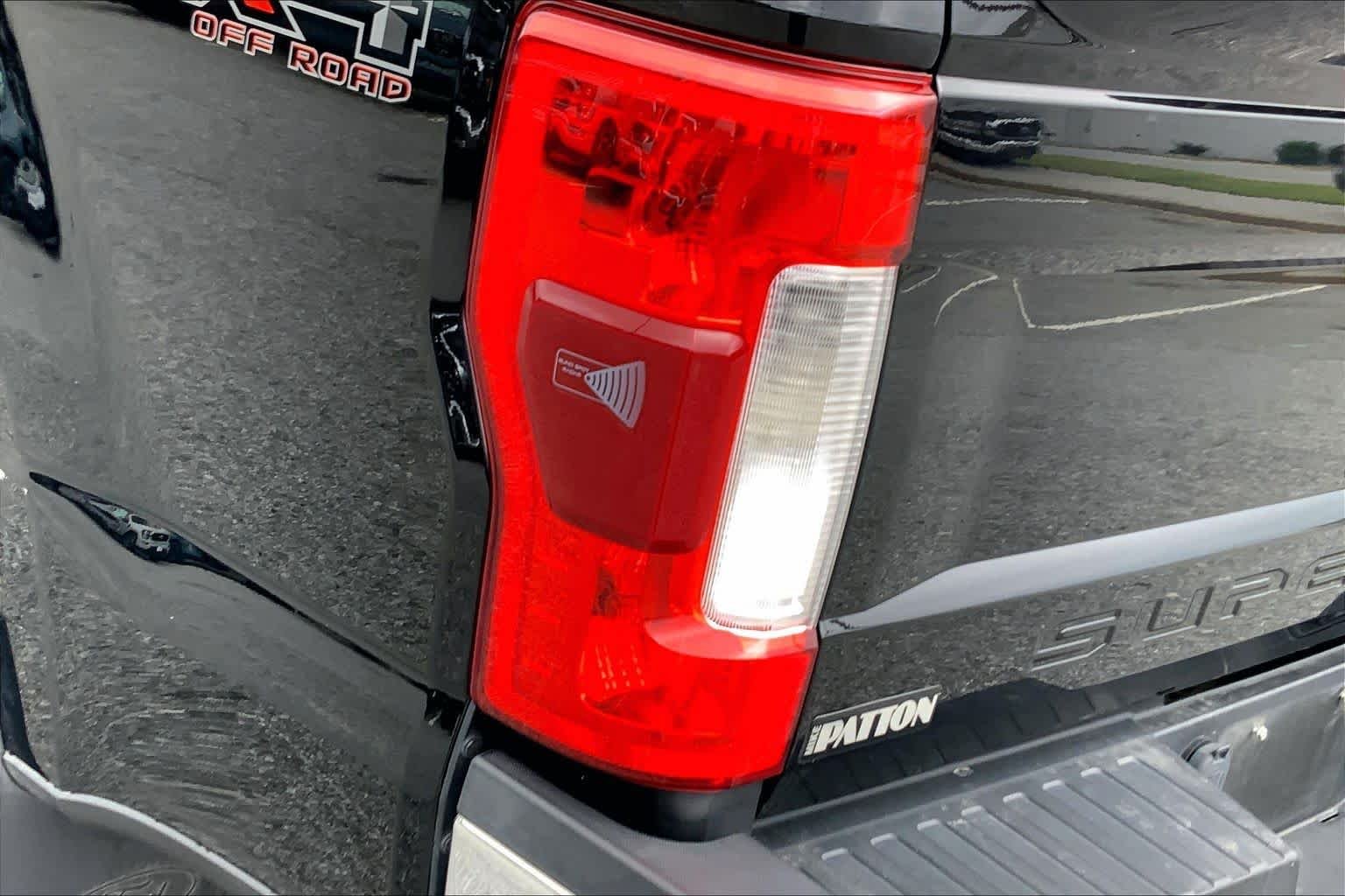 Used 2018 Shadow Black Ford LARIAT image 26