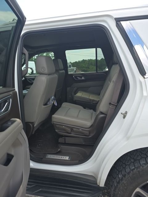Used 2021 Summit White Chevrolet LT image 7