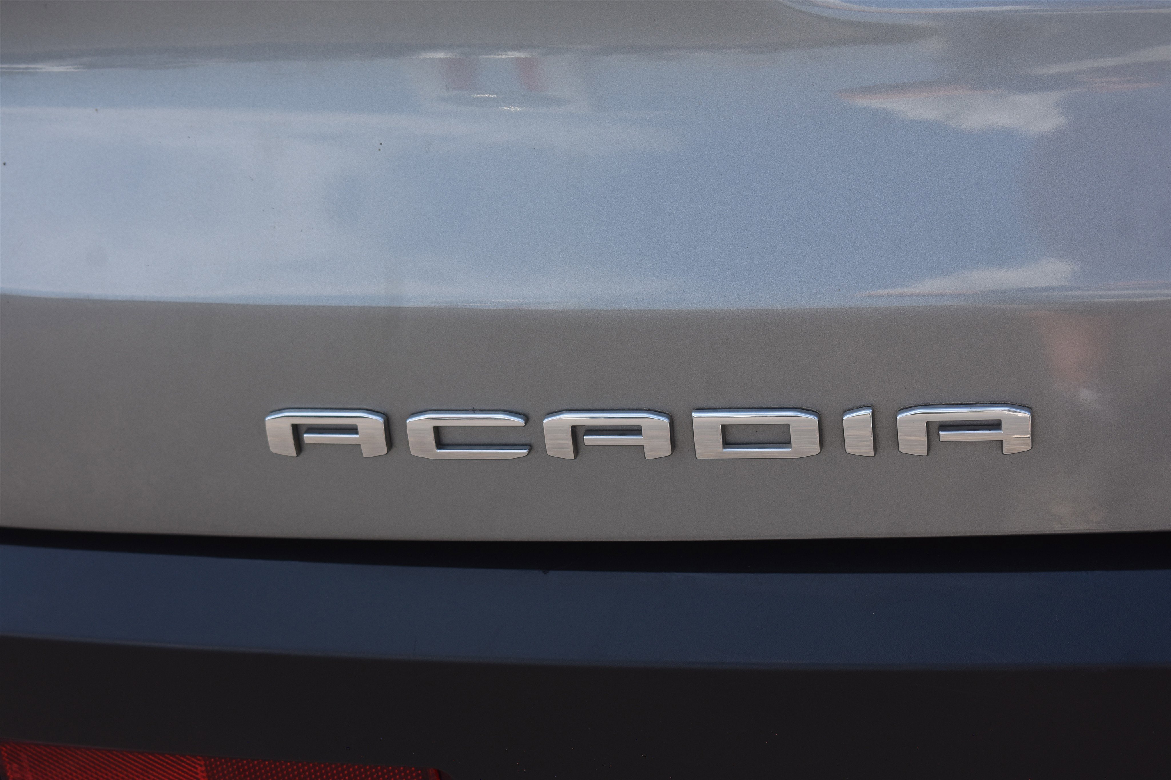 Used 2023 Sterling Metallic GMC SLT image 7