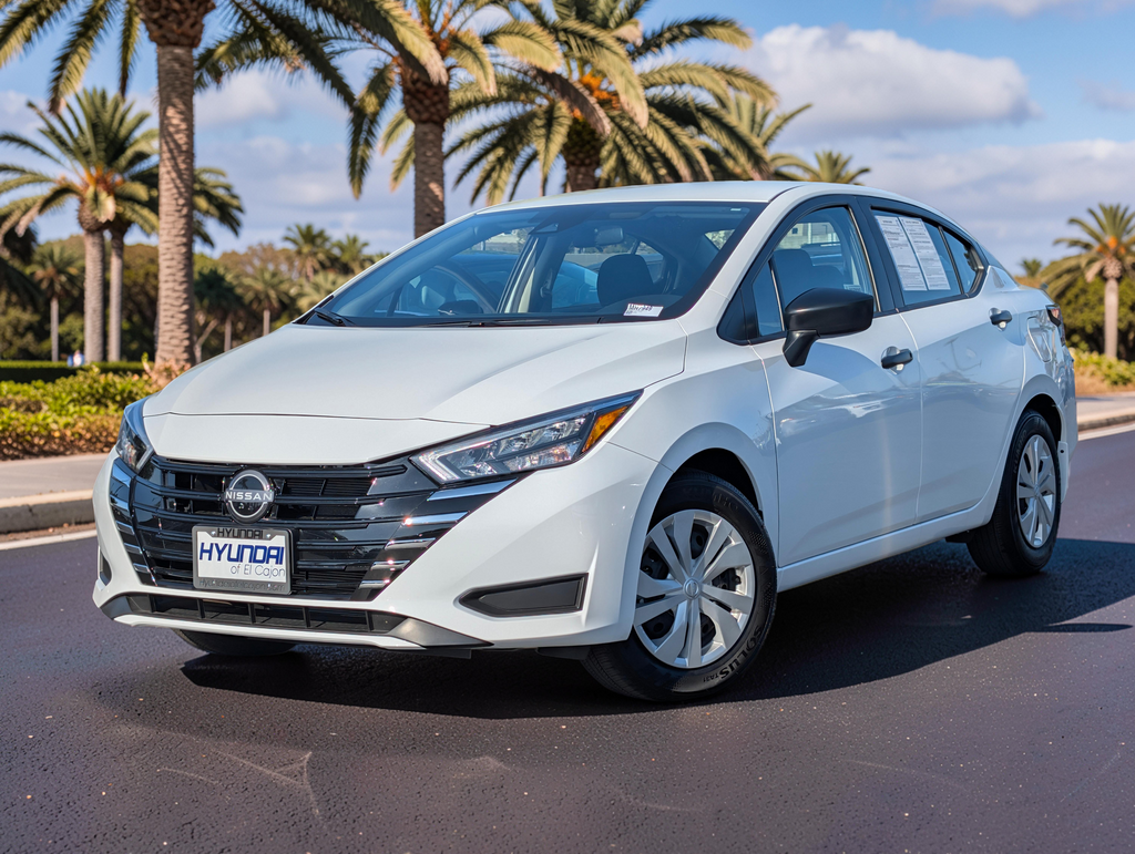 Used 2025 White Nissan 1.6 S image 2