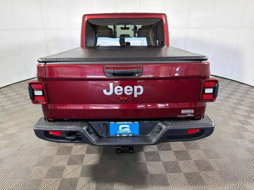 Used 2021 Red Jeep Overland image 7