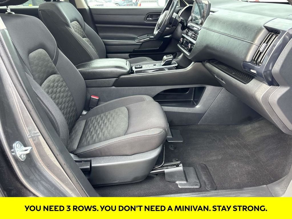 Used 2024 Gray Nissan SV image 19