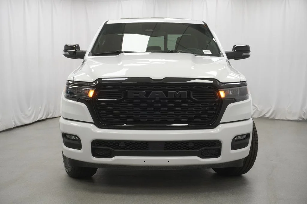 New 2026 Bright White Clear-Coat Exterior Paint RAM Big Horn/Lone Star image 7