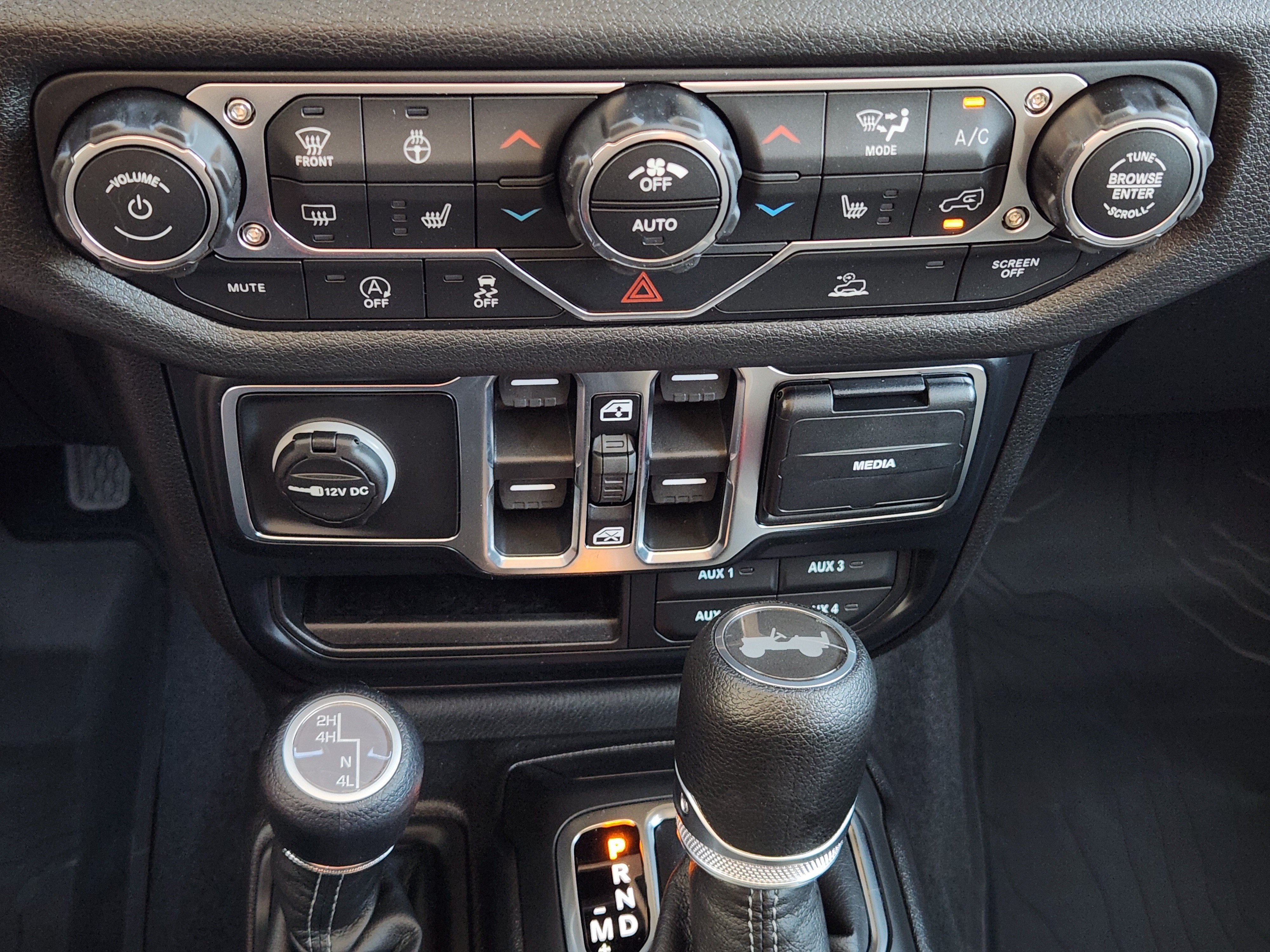 New 2026 Goldilocks Jeep Sport S image 15