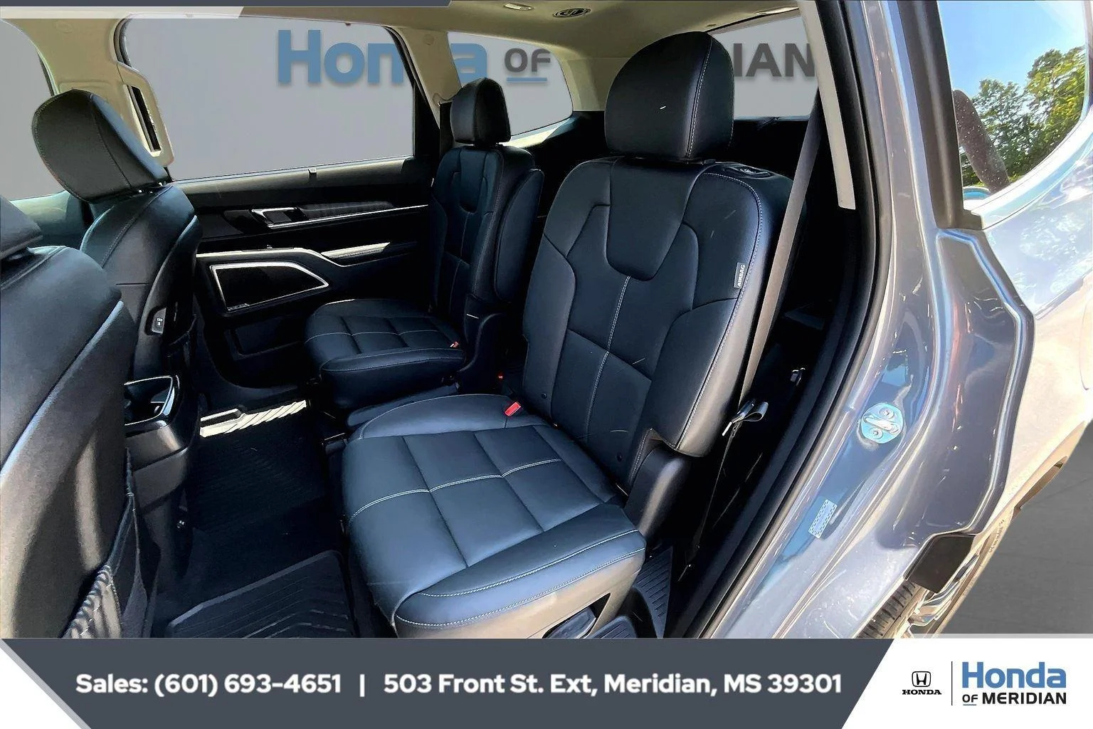 Used 2025 Everlasting Silver Kia SX image 19