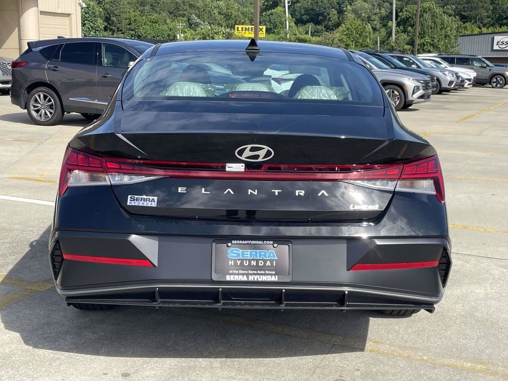 New 2026 Black Hyundai Limited image 4