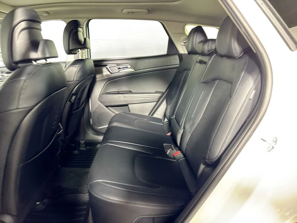 Used 2025 White Kia EX image 21