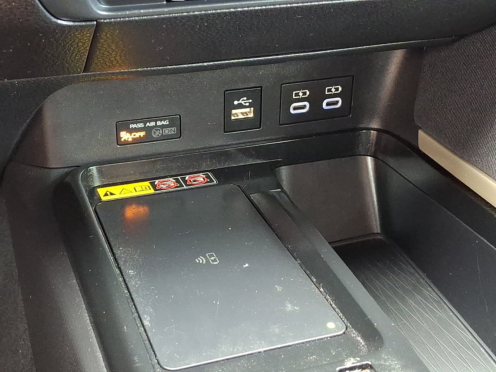 Used 2025 Underground Toyota LE image 22