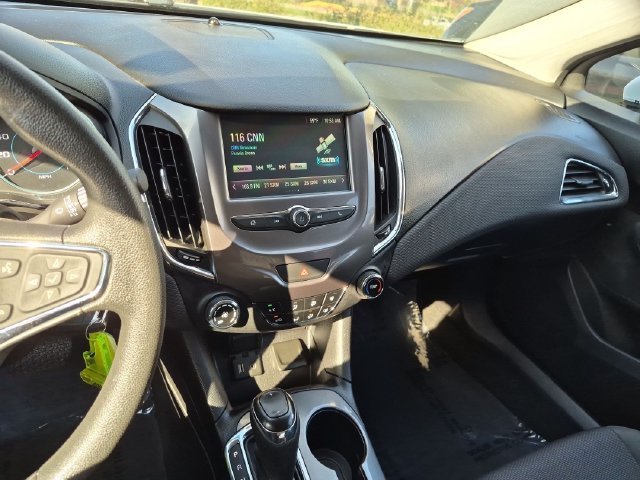 Used 2017 White Chevrolet LT image 17