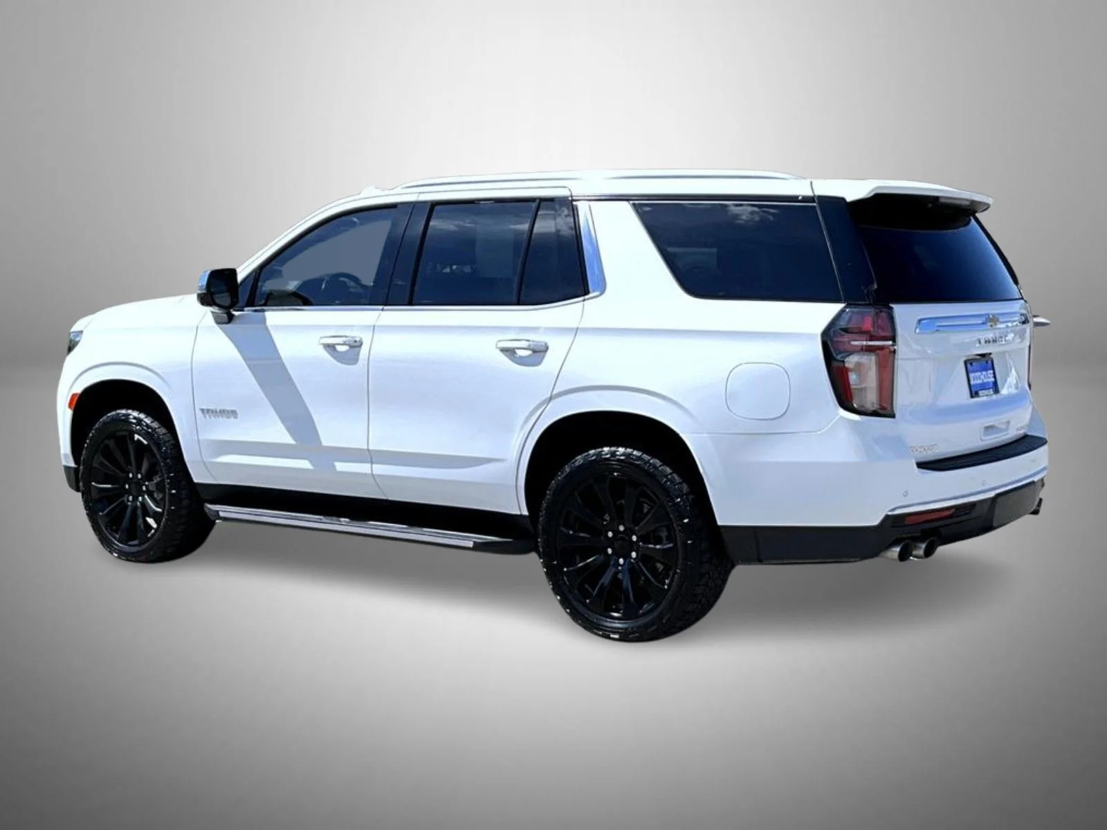 Used 2021 White Chevrolet LT image 7