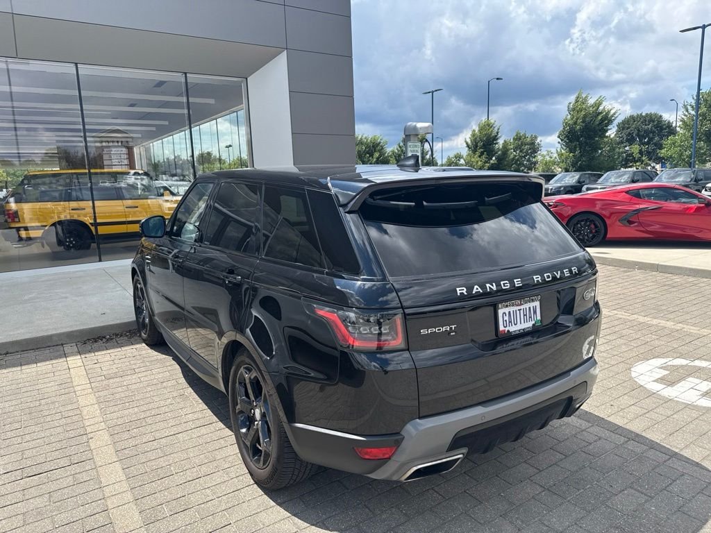 Used 2021 Santorini Black Metallic Land Rover SE image 8