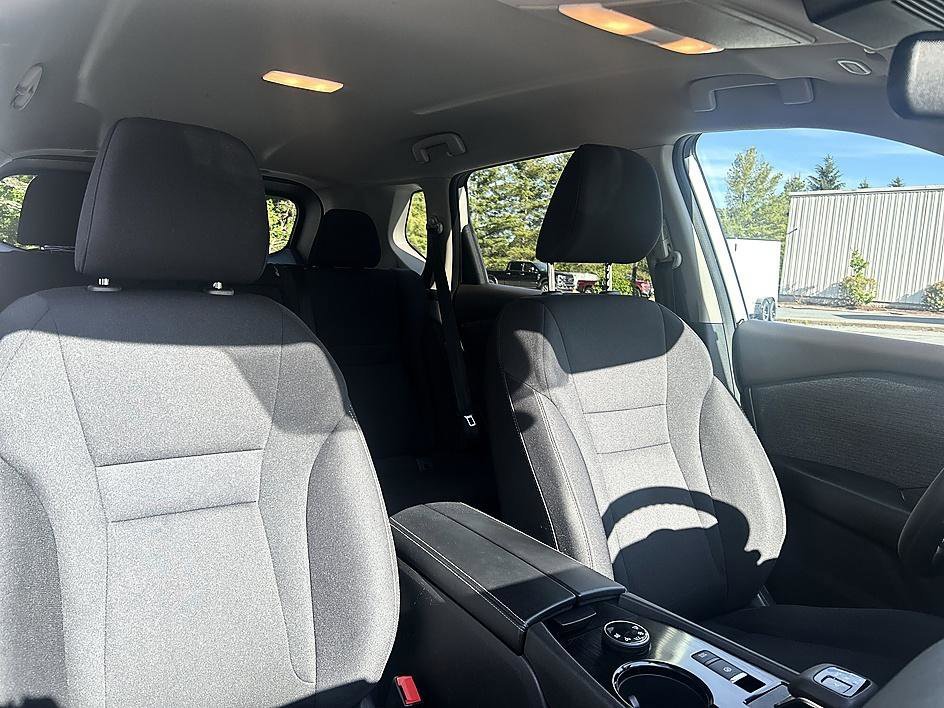 Certified Used 2023 Glacier White Nissan S image 20