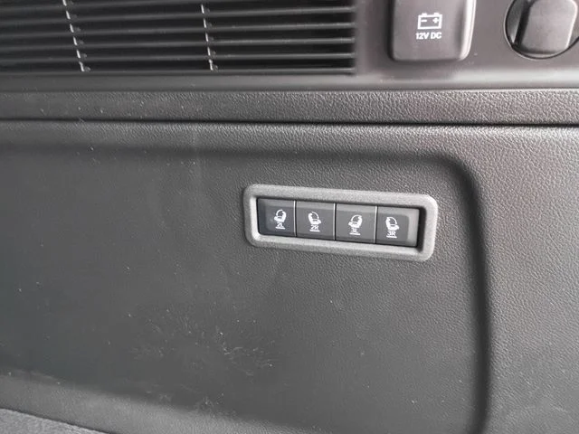 New 2026 High Gloss Black Exterior Paint Jeep Limited Altitude image 24