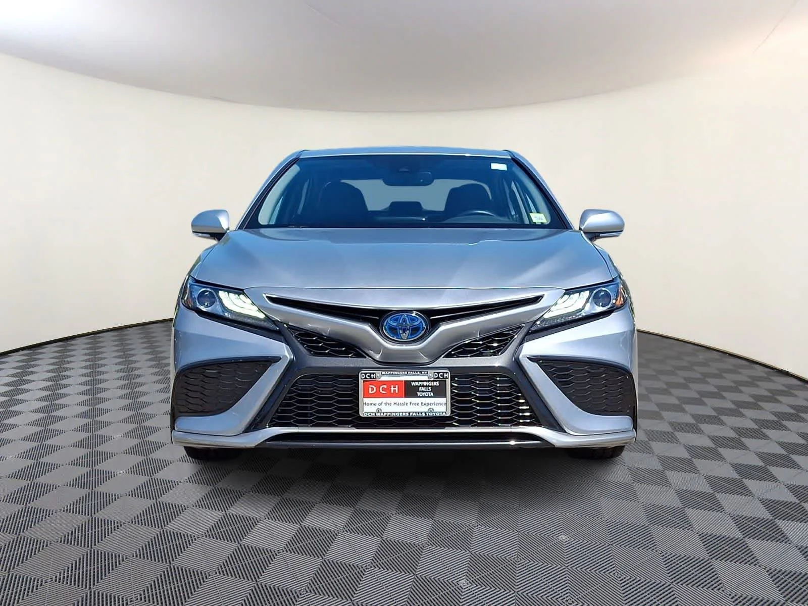 Certified Used 2023 Celestial Silver Metallic Toyota Hybrid XSE image 3