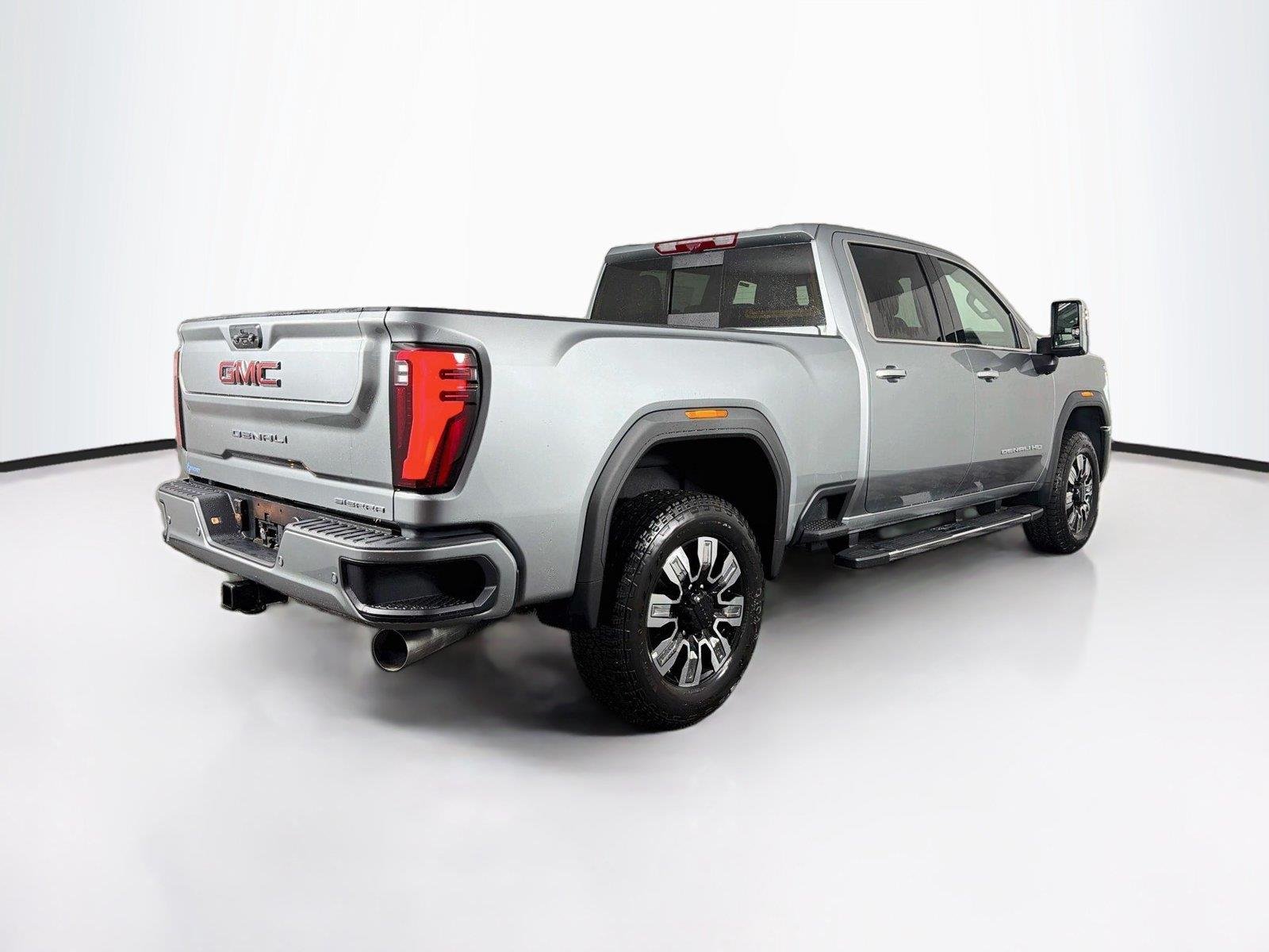2026 GMC Sierra 2500HD Denali - Photo 11