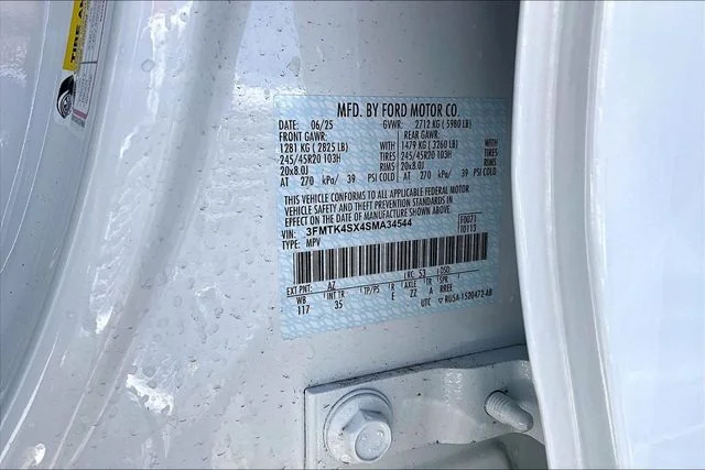 New 2025 Star White Metallic Tri-coat Ford GT image 8