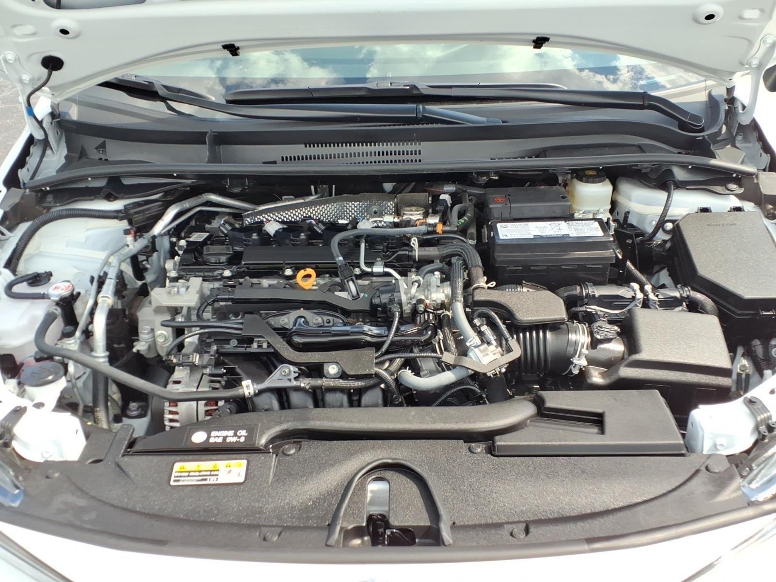 Used 2026 Ice Cap Toyota SE image 27